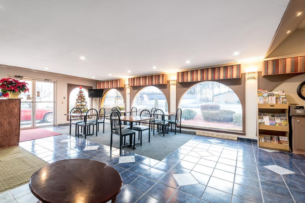 Red Carpet Inn & Suites Albany Airport 올버니 외부 사진