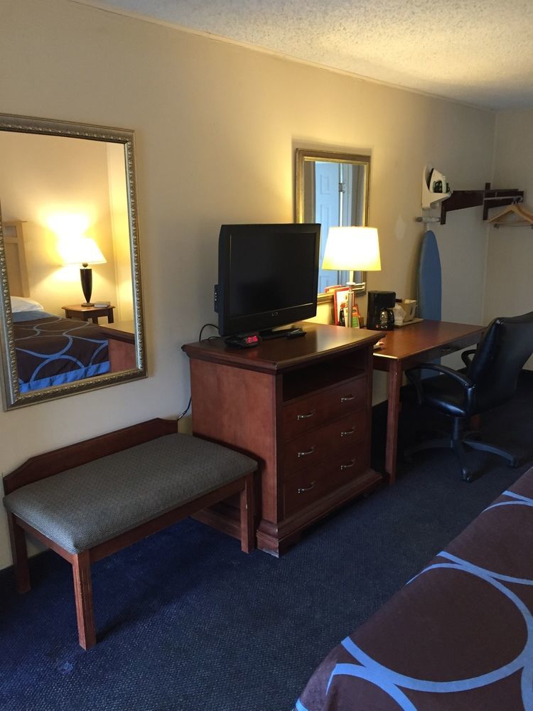 Red Carpet Inn & Suites Albany Airport 올버니 외부 사진